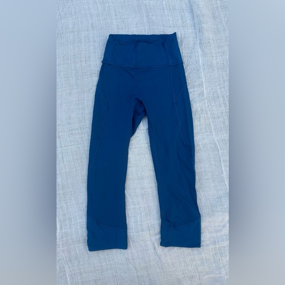 lululemon Align High-Rise Crop - Picture 1 of 3